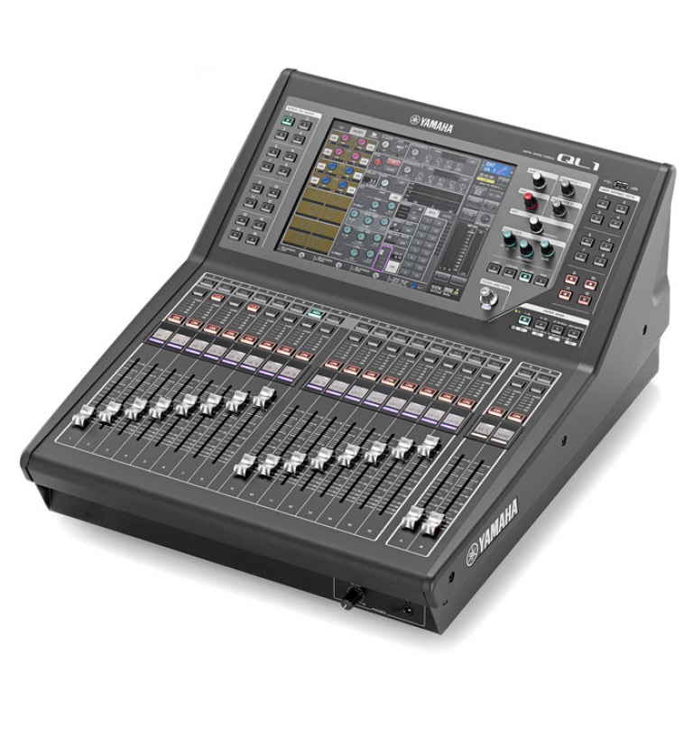Yamaha QL1 Digital Mixing Console AV Chicago®